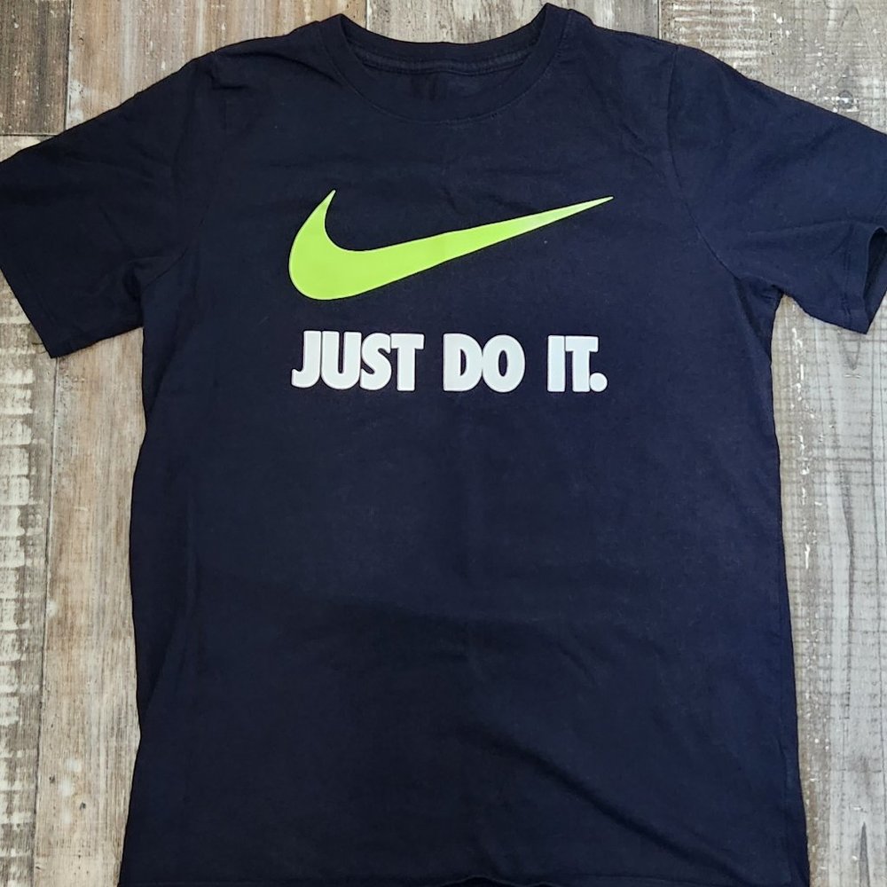 Boys Nike shirt